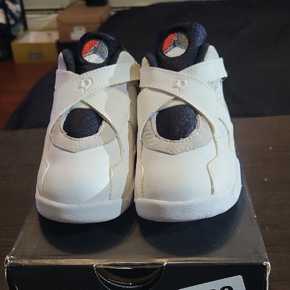 Air Jordan 8 Retro TD Rare "Bugs Bunny" (2013) Kids 9c NEW W/OG BOX - Picture 4 of 11